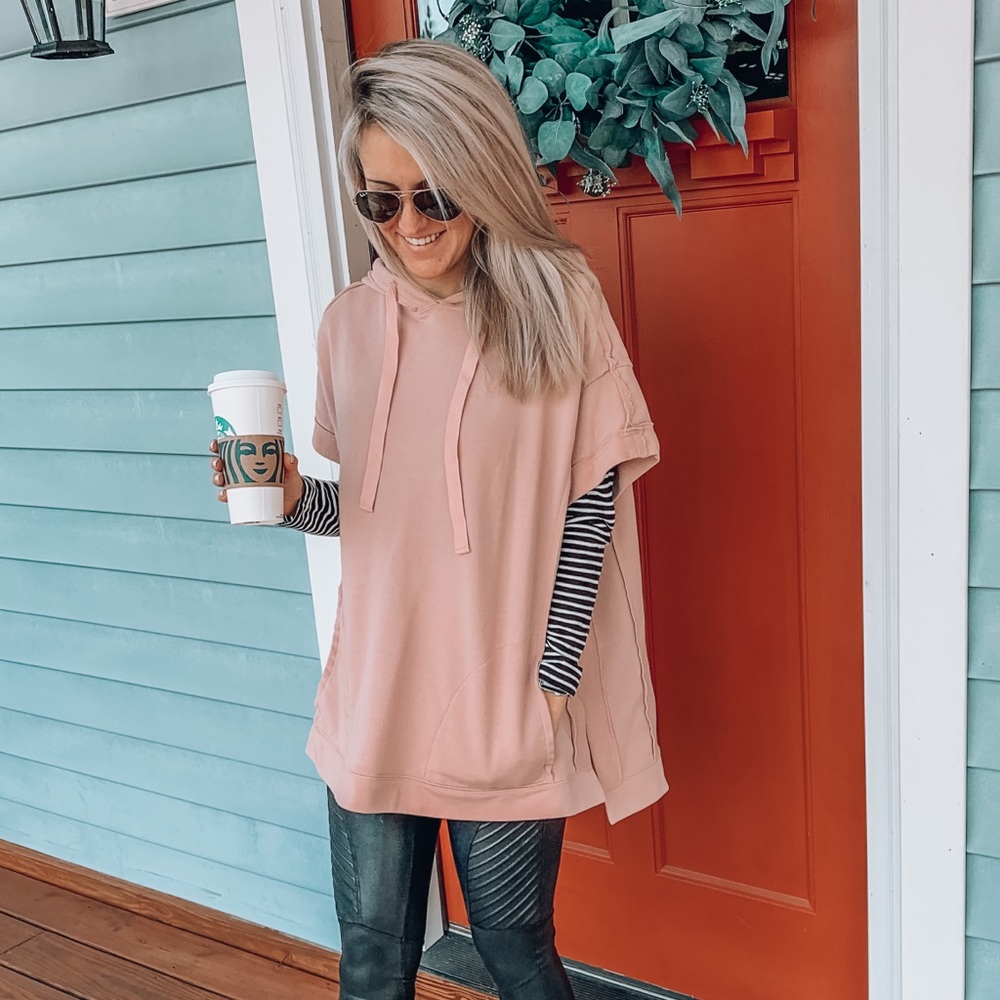 Short sleeve sweatshirt
